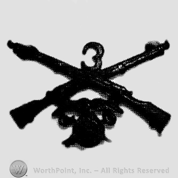 Mark with Insignia consisted of crossed rifles, | #394204
